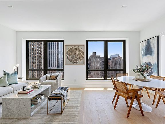 2nd image of 214 W 72nd St #Phb
