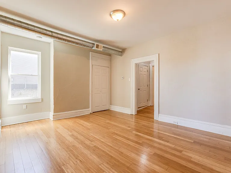 10 - 35 Mt Oliver — Photo 8