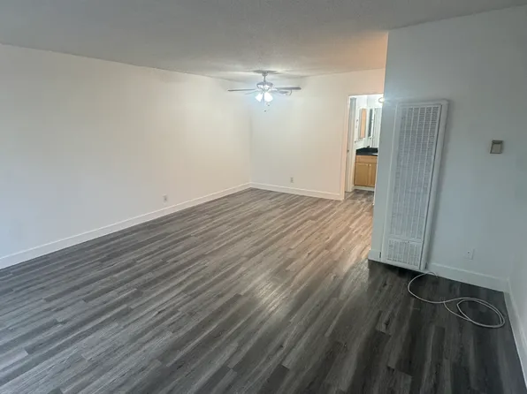 450 S Venice Blvd APT 1, Venice, CA 90291