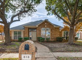 818 Muirfield Rd, Keller, TX 76248