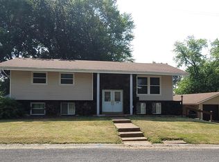 300 Westwood St, Collinsville, IL 62234