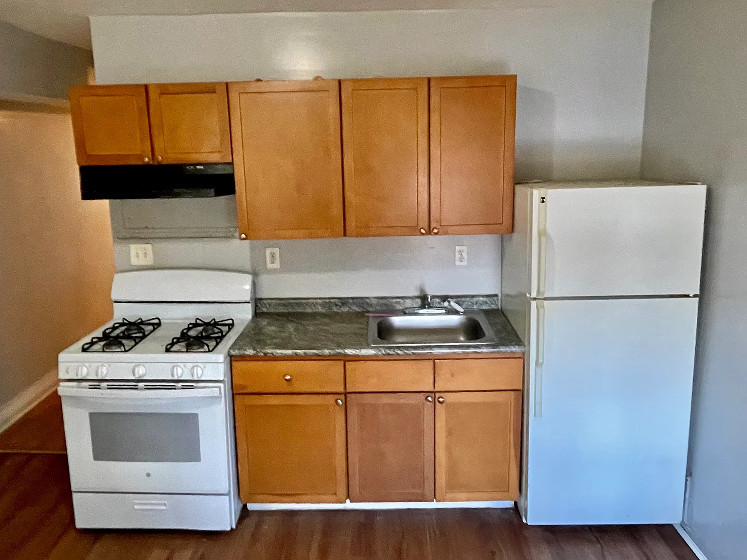 2 bed, $1,650 — Photo 4