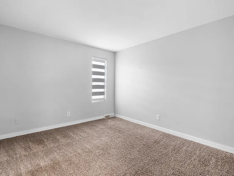 1050 S Monaco Pkwy #145 — Photo 18