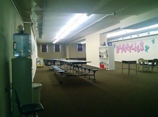 635 W Hunting Park Ave, Philadelphia, PA 19140