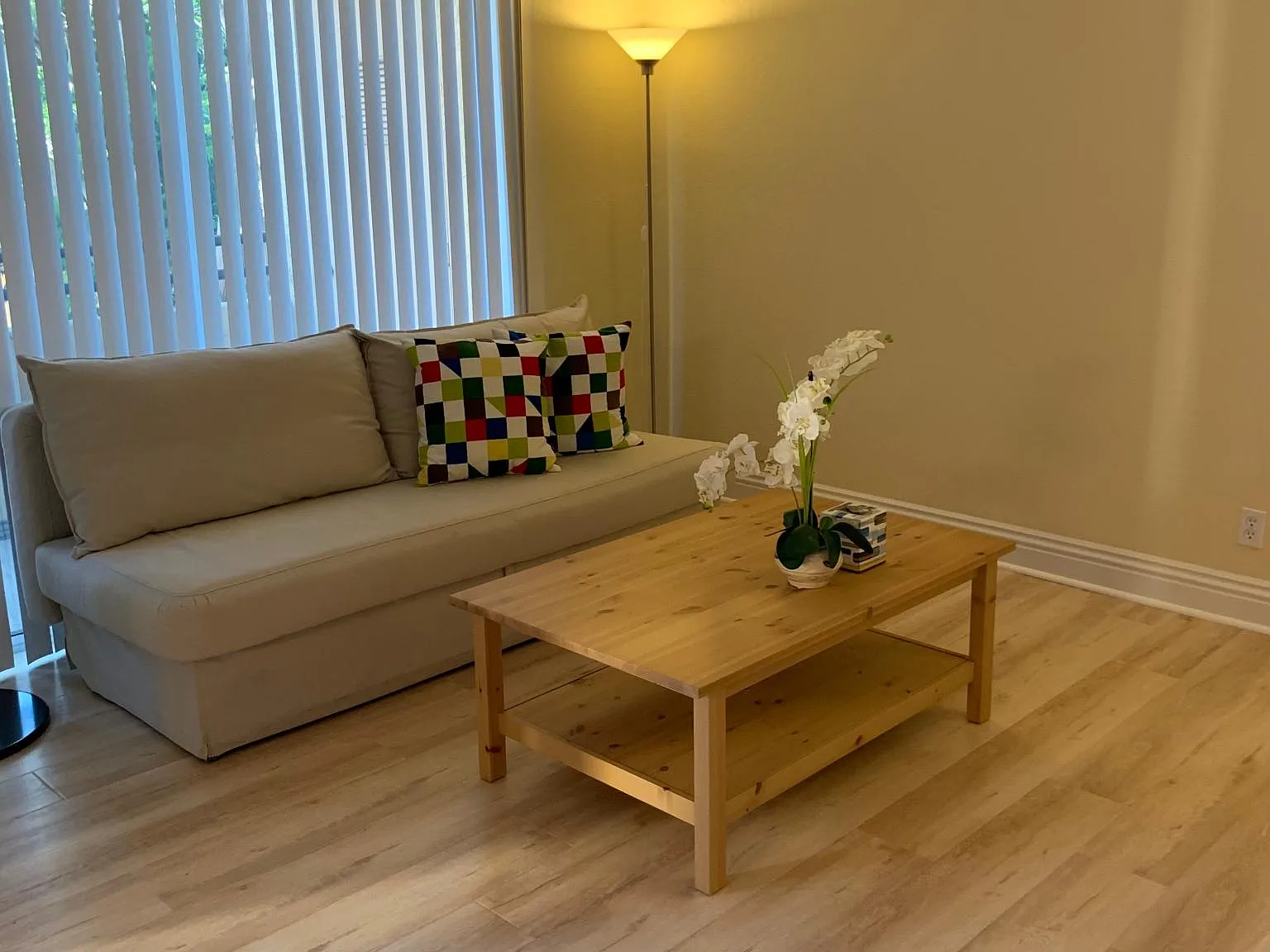 2 bed, 2.5 bath, 1100 sqft, $3,500 — Photo 3