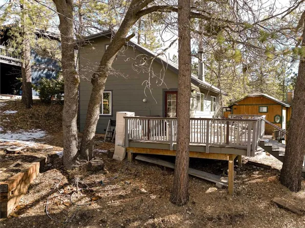 32796 Deer Lick Ln, Running Springs, CA 92382