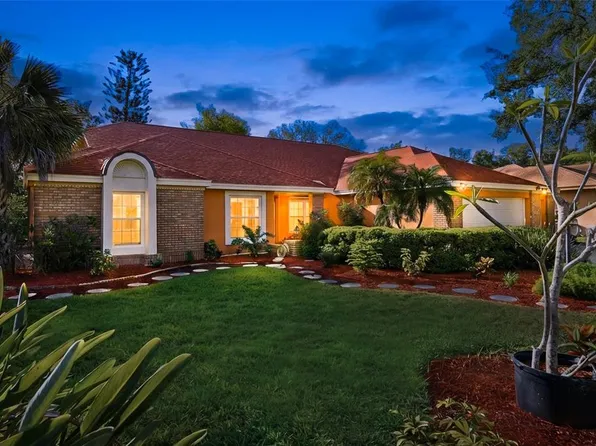 791 Weathersfield Dr, Dunedin, FL 34698