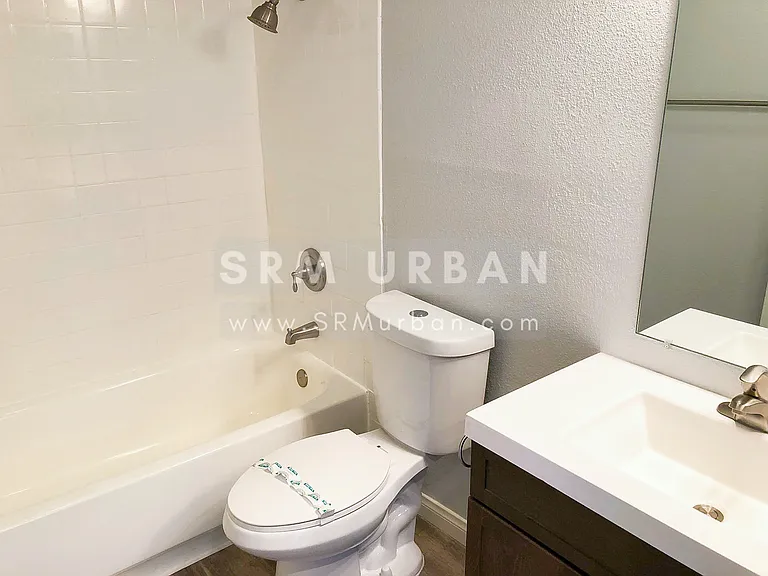 4130 38th St #20 — Photo 12