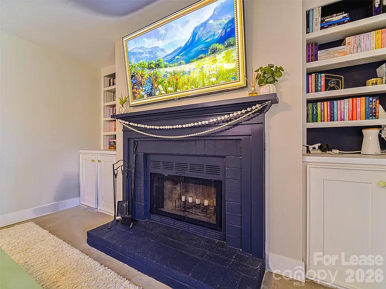 3300 Selwyn Farms Ln #5 — Photo 3