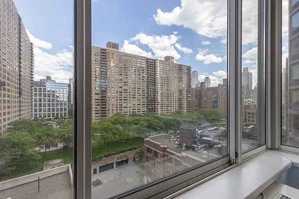 Rented by Owner | media 10