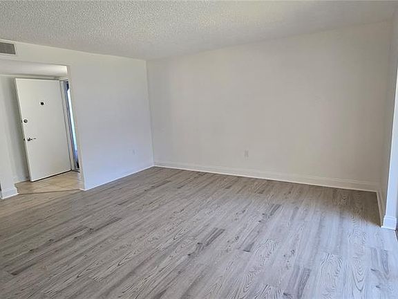 5th image of 375 S McMullen Booth Rd APT 95