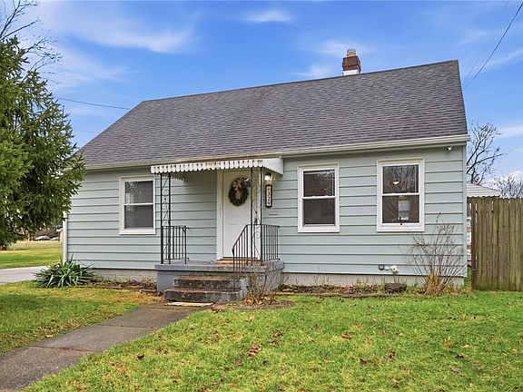 2nd image of 329 Roosevelt Dr