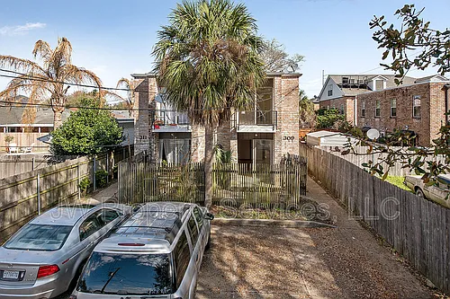 309 Lilac St Photo 1