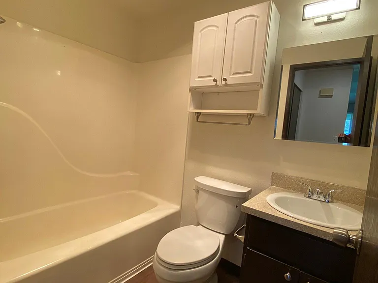 2526 42nd Ave SE #14 — Photo 8