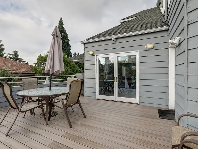 5822 Ann Arbor Ave NE — Photo 22