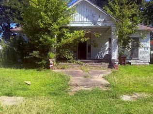 815 W 2nd Ave, Pine Bluff, AR 71601