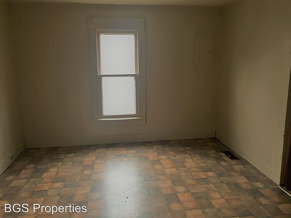 5th image of 317 Bell Ave