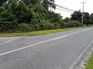 1546G Drift Rd, Westport, MA 02790