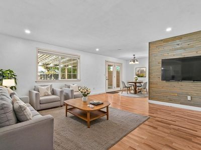 851 Juanita Way, Central Pt, OR, 97502