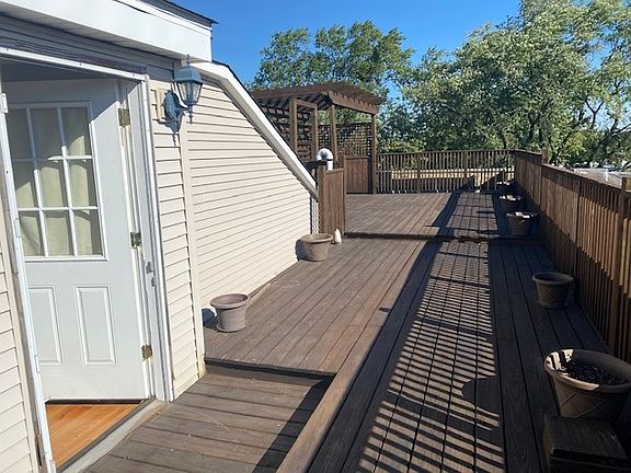 4th image of 2549 W Cortez St #301