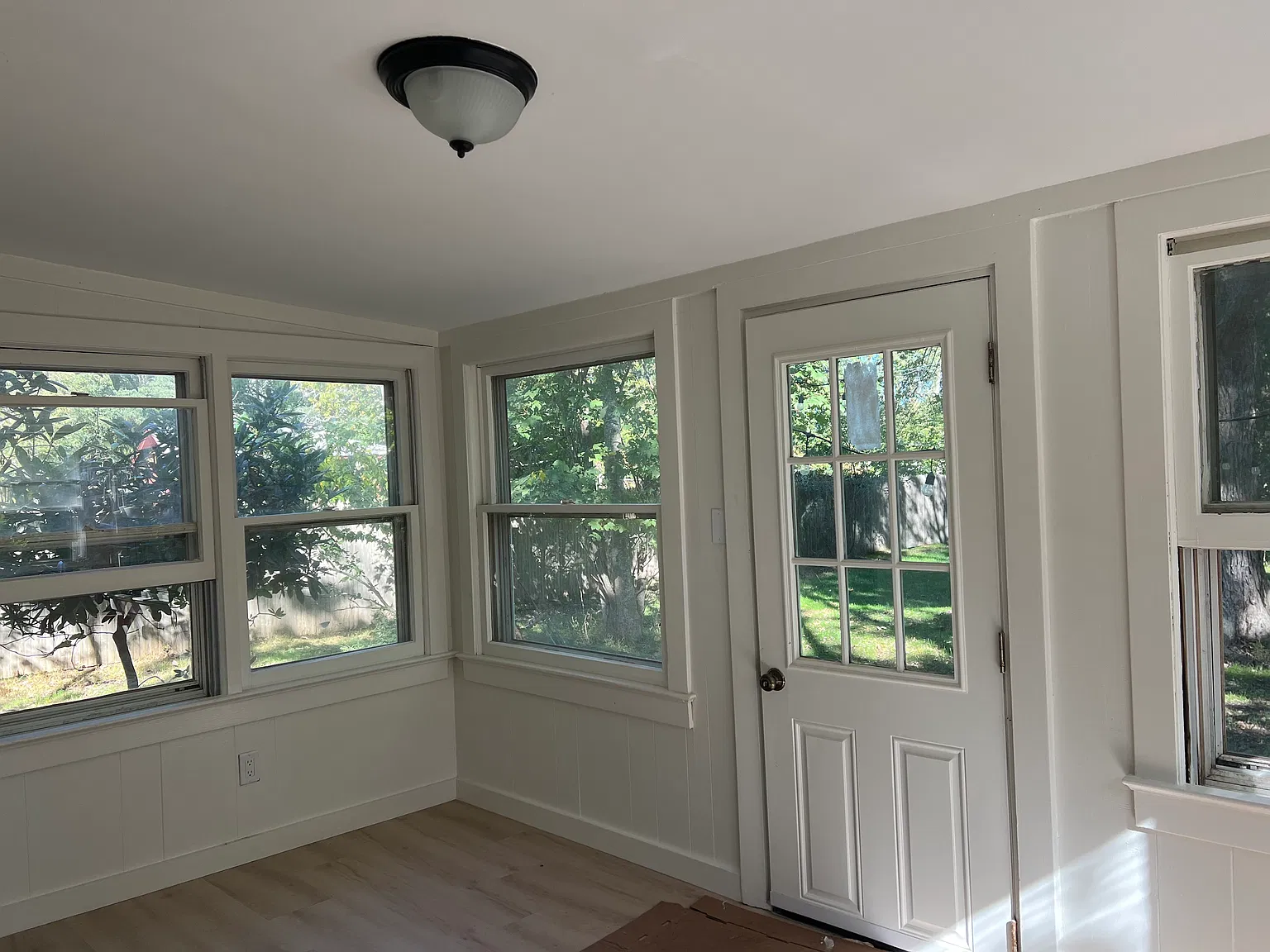 2 bed, 1095 sqft, $3,000 — Photo 2