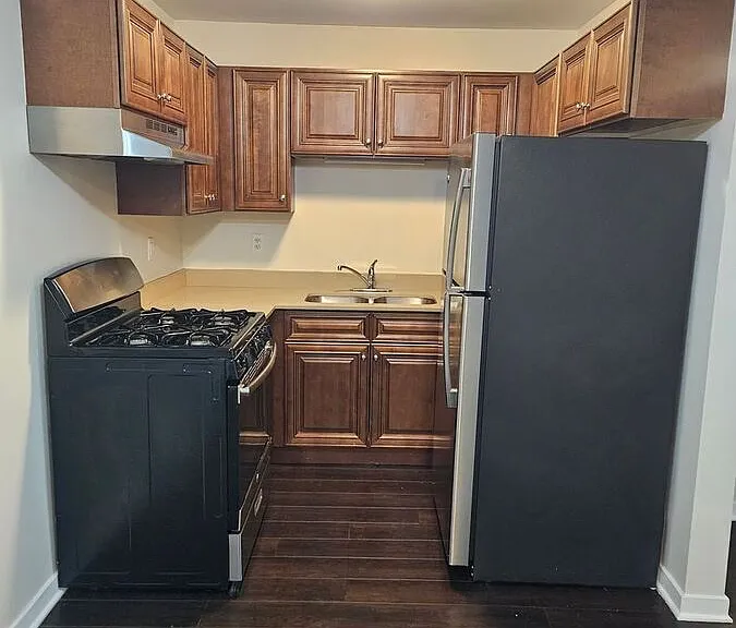 1500 Light Rd #102 — Photo 3