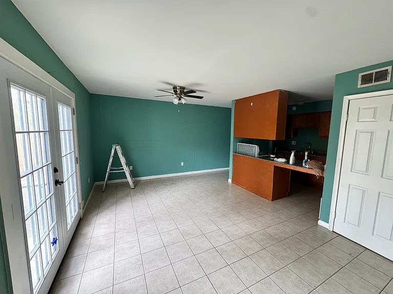 1215 Truxton St #101 — Photo 3