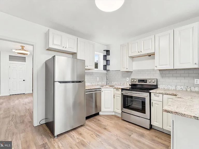 1931 W Passyunk Ave #1 — Photo 9