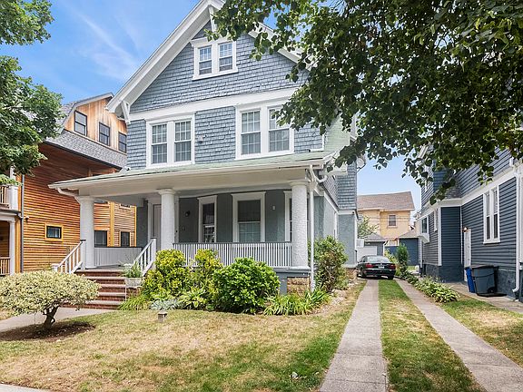 2nd image of 865 E 21st St