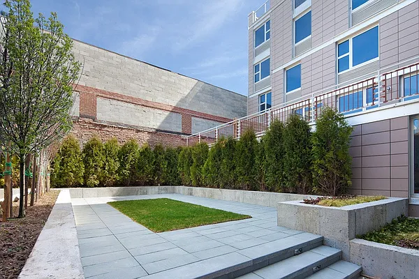 Rented by Bold Marketing | media 20