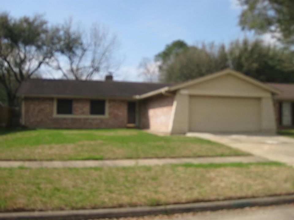 1st image of 13723 Towne Way Dr