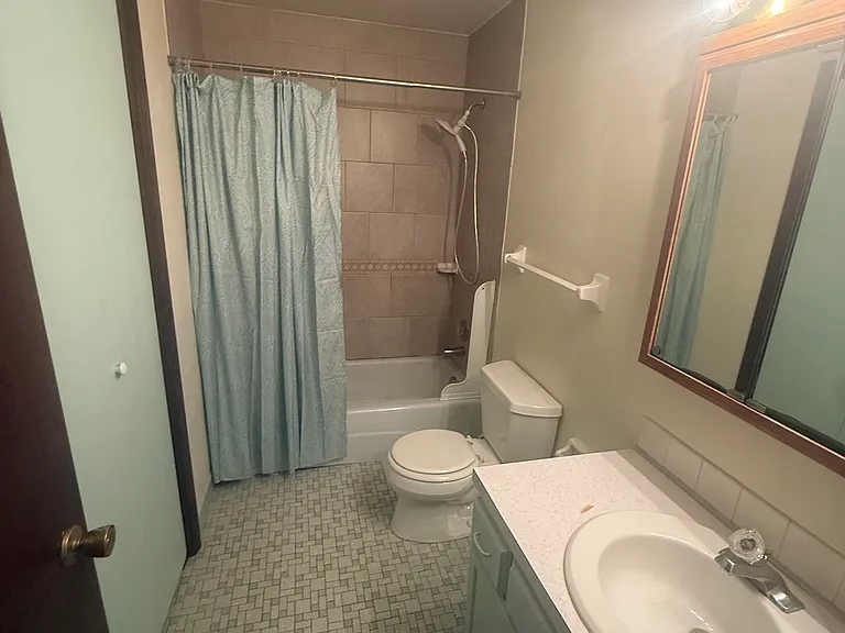 3930 Frederick St — Photo 6