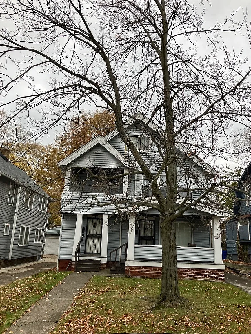 2 bed, $950 — Photo 2