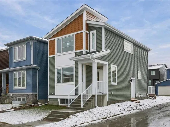 121 N Amblefield Hts NW, Calgary, AB T3P 2K1