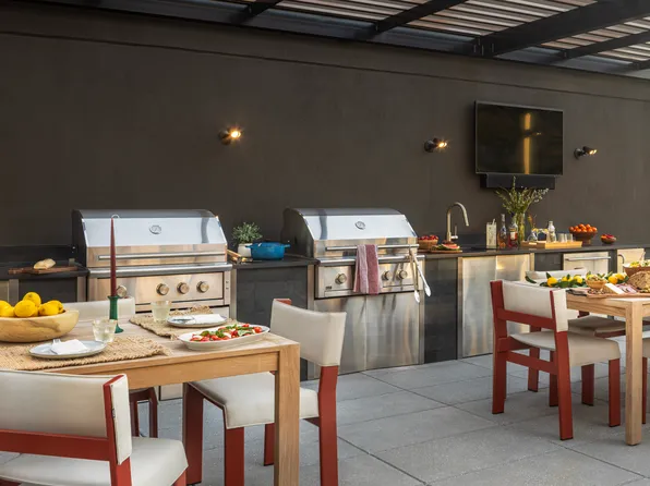 30 Front Street image 22 of 37