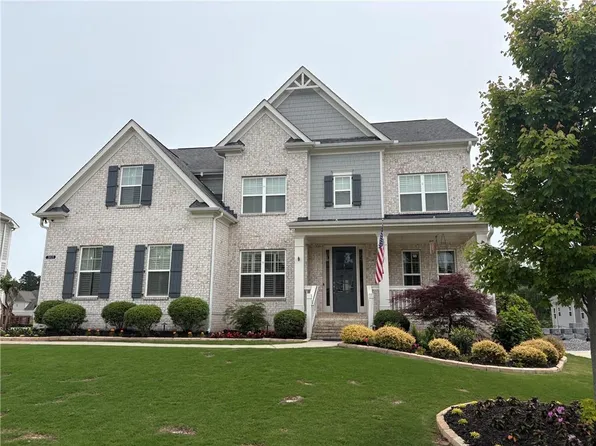 3605 Valleyway Rd, Cumming, GA 30040