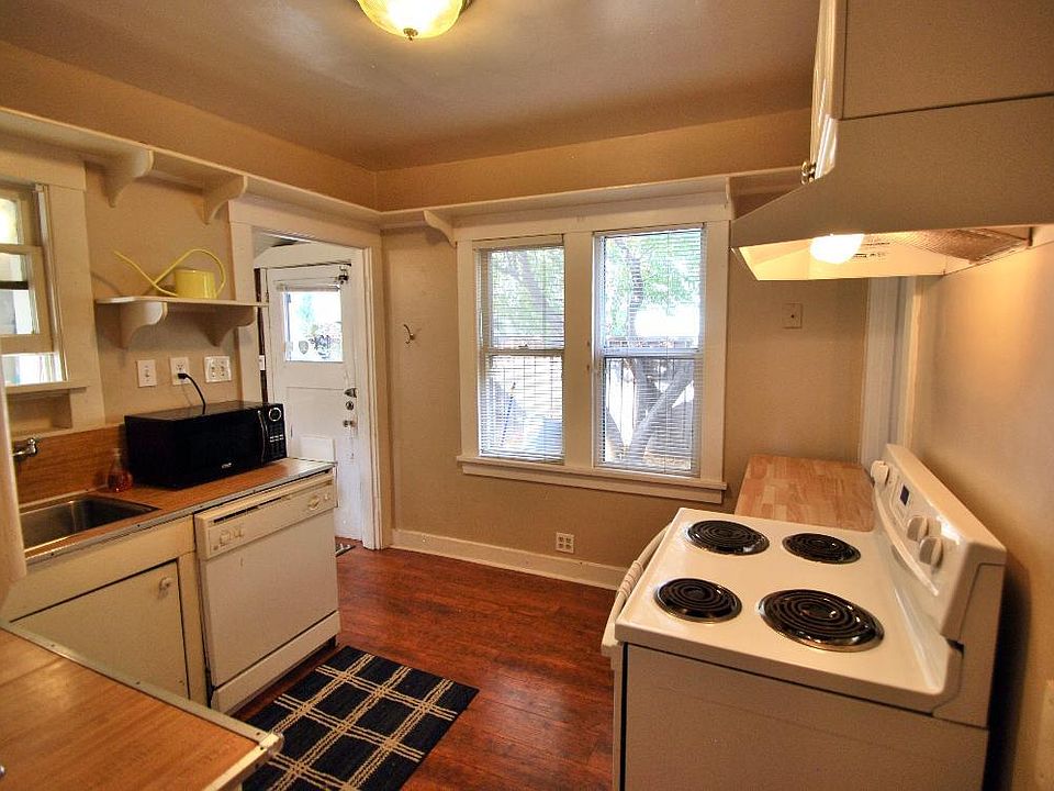 1st image of 173 Waverly St