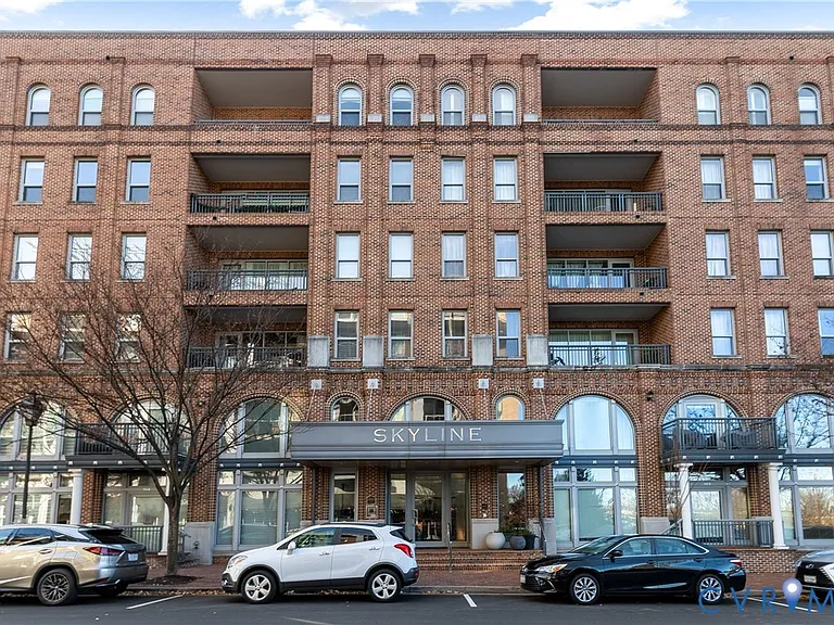 4820 Old Main St #301 — Photo 3