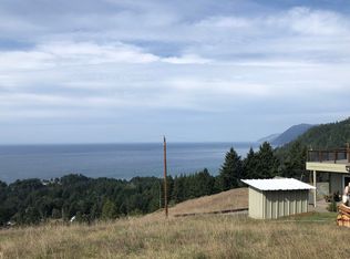 175 Hillside Dr, Whitethorn, CA 95589