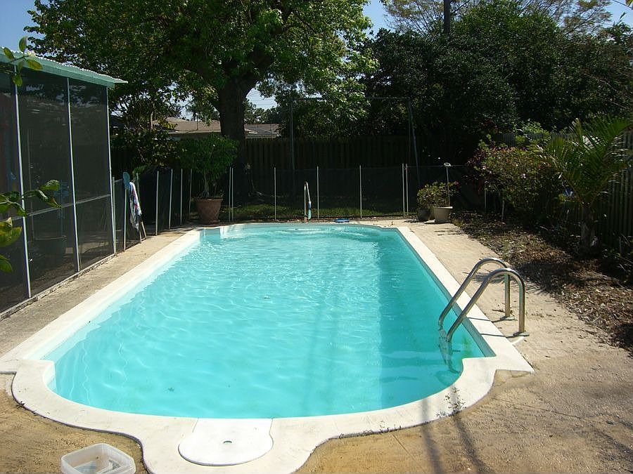 2nd image of 4032 Yardley Ave N