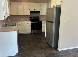 421 S Meadow Ln, Mustang, OK 73064