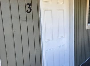 2611 SE 130th Ave APT 3, Portland, OR 97236