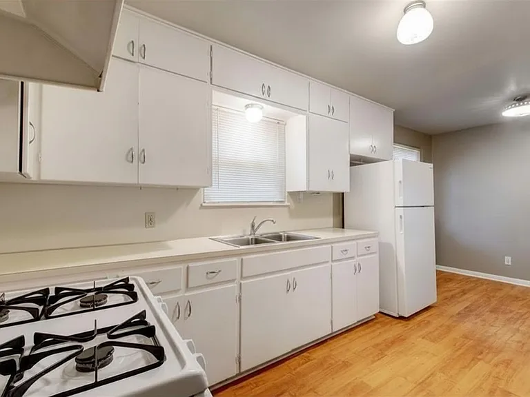 507 Bellevue Pl #A — Photo 15