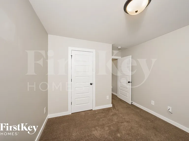 563 Kincaid Cove Ln — Photo 11