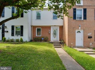 2880 Gloucester Ct, Woodbridge, VA 22191