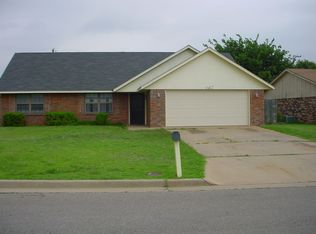 1437 Savannah Cir, Altus, OK 73521
