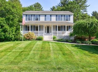 18 Fairfield Dr, Dudley, MA 01571