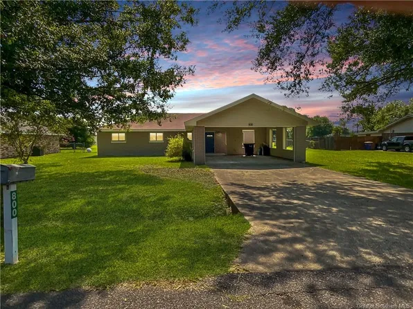 800 Fontenot St, Iowa, LA 70647