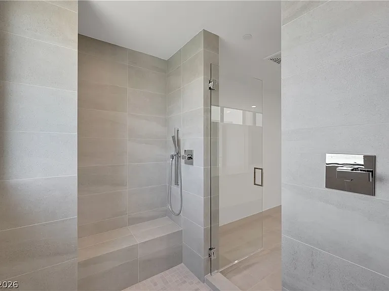66 Lakefront Dr — Photo 43