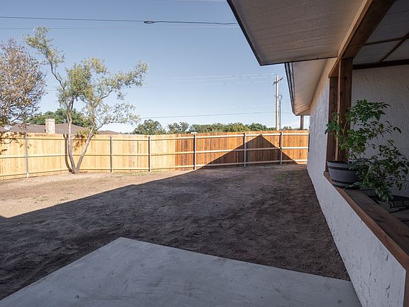 4th image of 3610 Southland Blvd